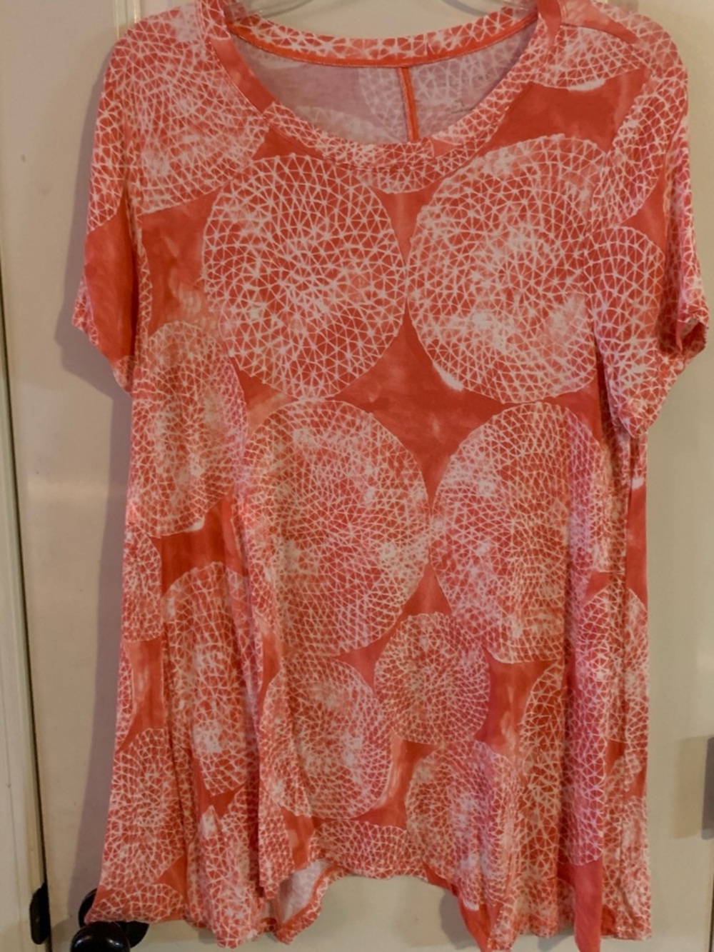 Women's Coral Print Short Sleeve Tunic Top